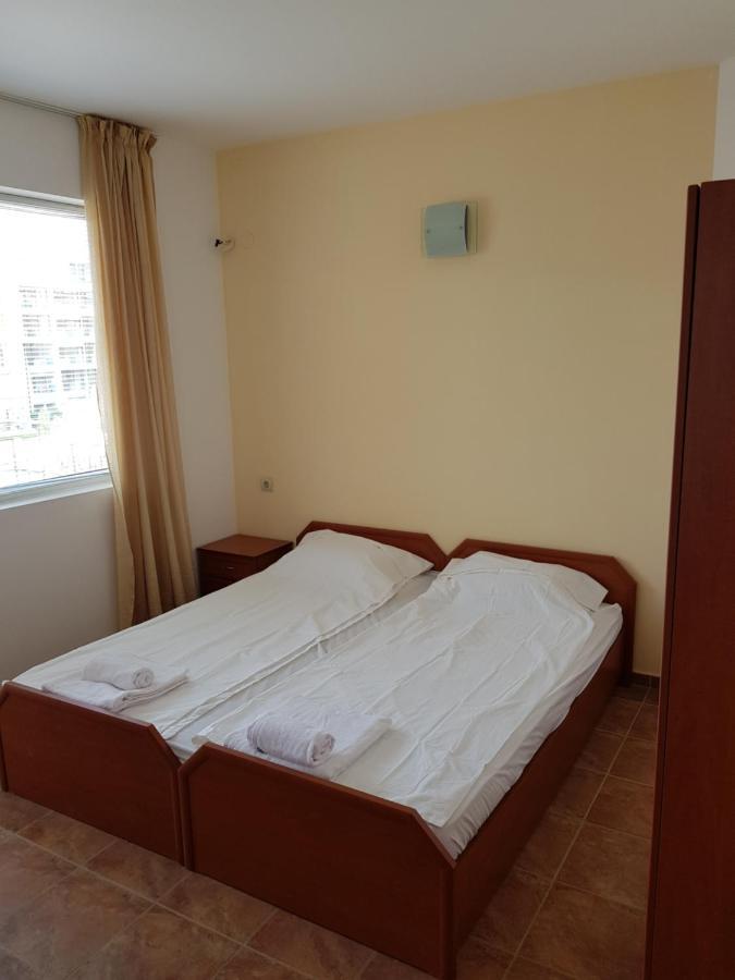 Zaliv Apartments House Sveti Vlas Eksteriør bilde
