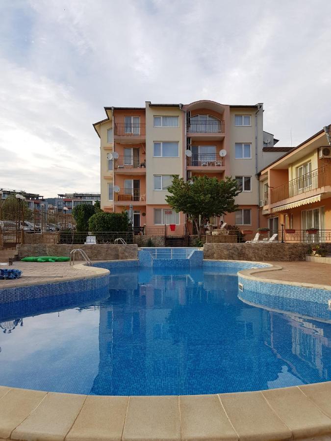 Zaliv Apartments House Sveti Vlas Eksteriør bilde